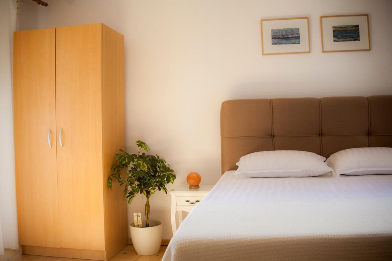 Amarilis Rooms Grožnjan Esterno foto
